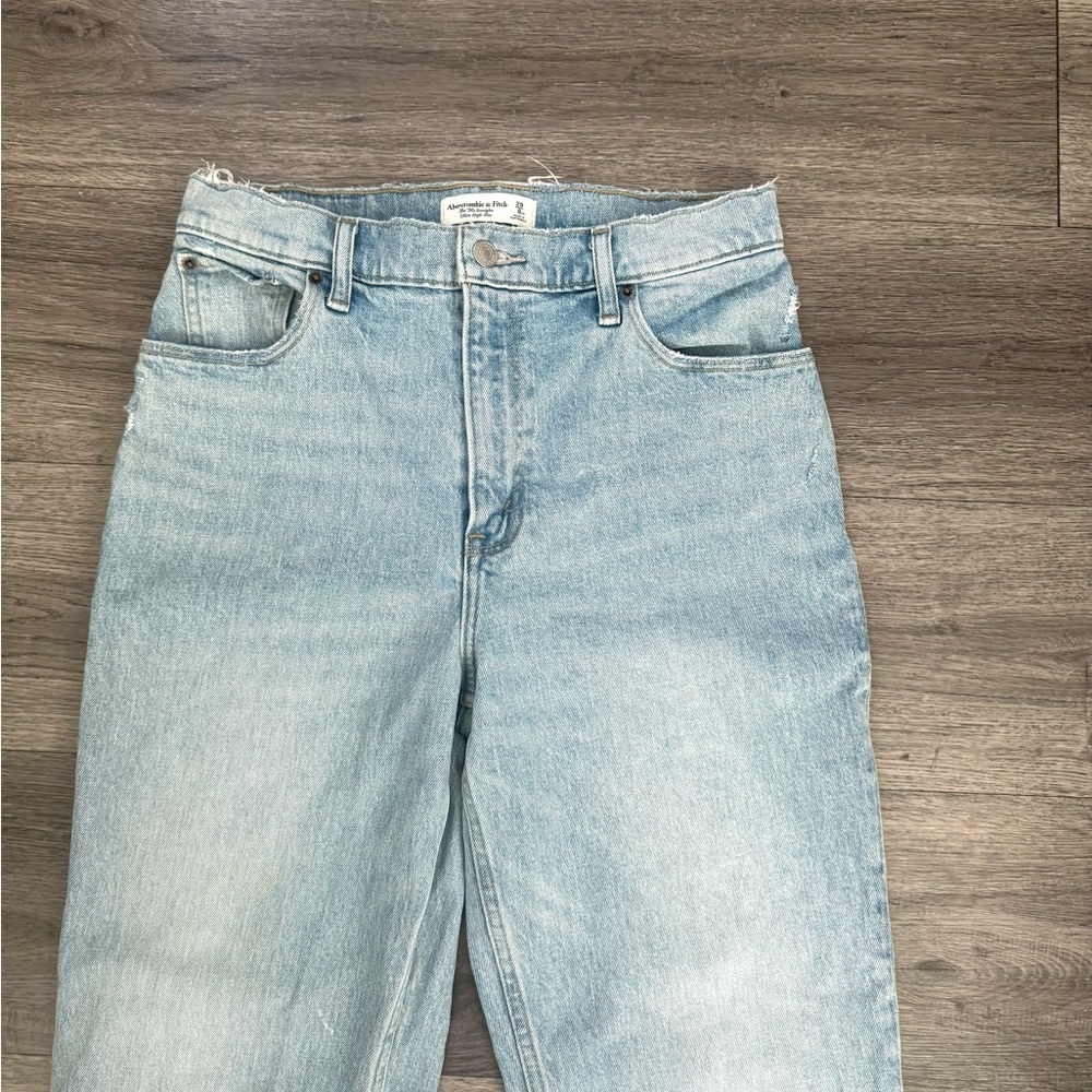 abercrombie 90’s ultra high rise straight jeans